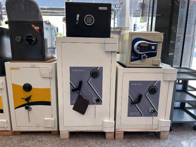 ตู้นิรภัยกันขโมย Euro Safe รหัสหมุน มีให้เลือกหลายขนาด