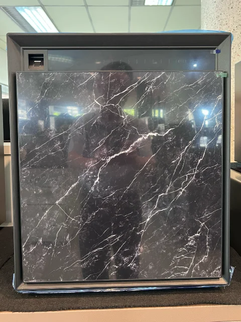 ตู้เซฟนิรภัย ยี่ห้อ Uchida รุ่น Z/CFP-R รหัสสแกนลายนิ้วมือและอิเล็กทรอนิกส์