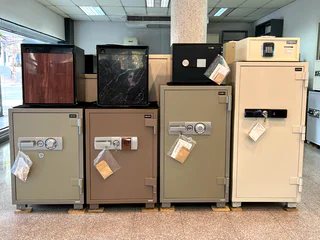 ตู้เซฟนิรภัยกันไฟ ยี่ห้อ Uchida แบบประตูเดี่ยว